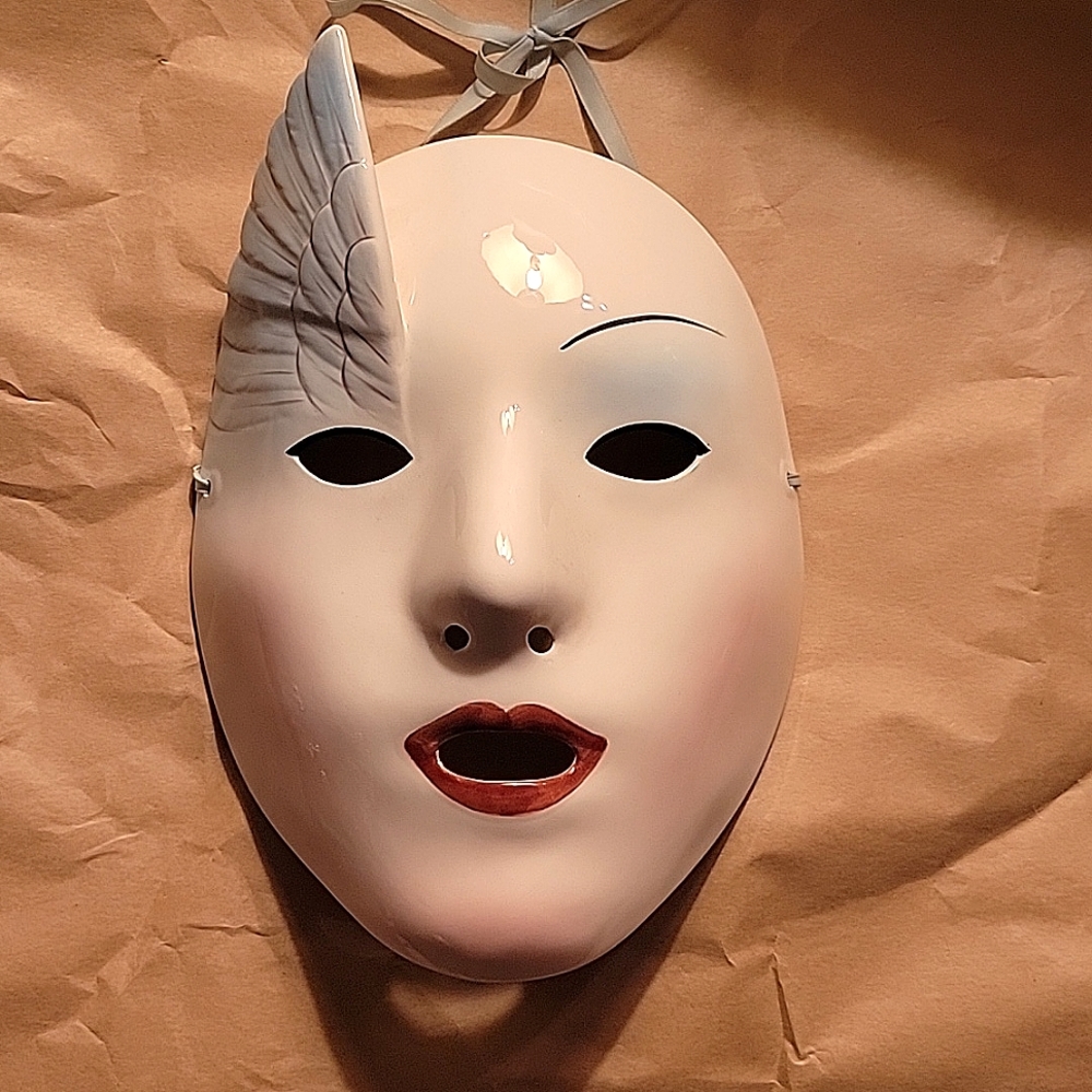 Vintage Vandor 1981 Ceramic Wall Mask